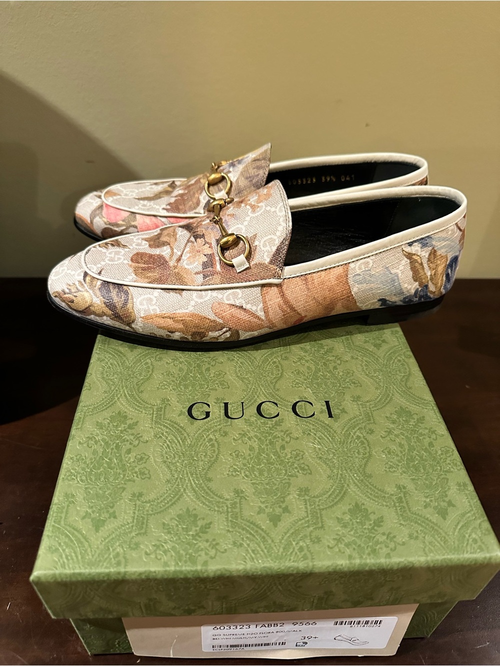 Gucci Floral GG Canvas Horsebit Loafers in Beige and Pink - Picture 3 of 5